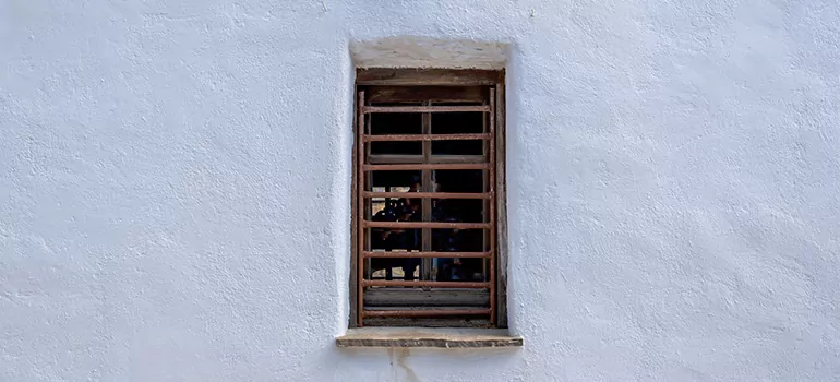 Residential Accordion Door Repair in Vero Beach, FL
